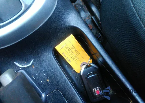 2016 Honda Fit Ex z USA, uszkodzony, nr VIN JHMGK5H70GX001530